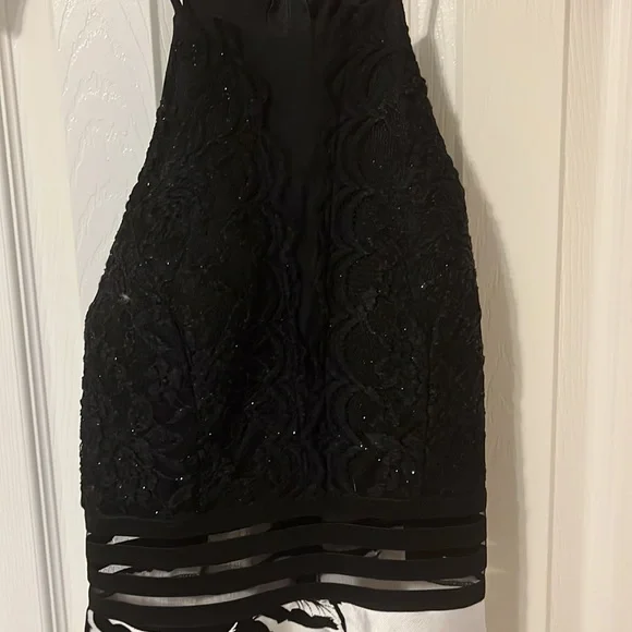 Formal dress, homecoming, prom - Picture 3 of 11